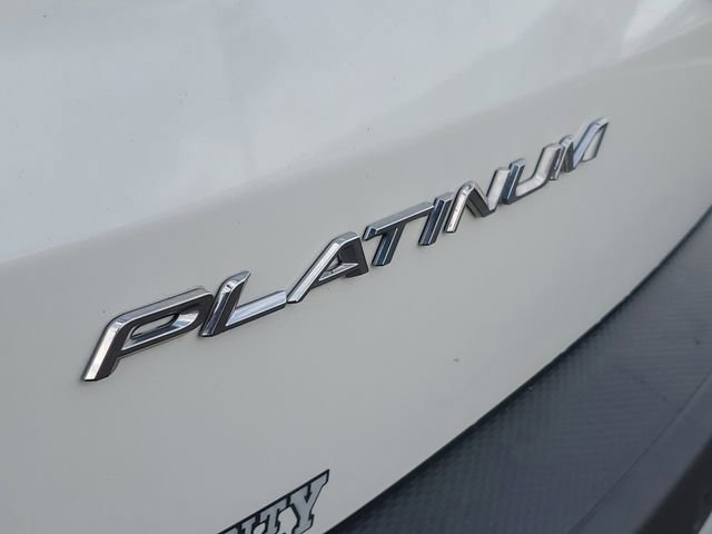 Certified 2024 Ford Escape Platinum AWD/4WD image 7