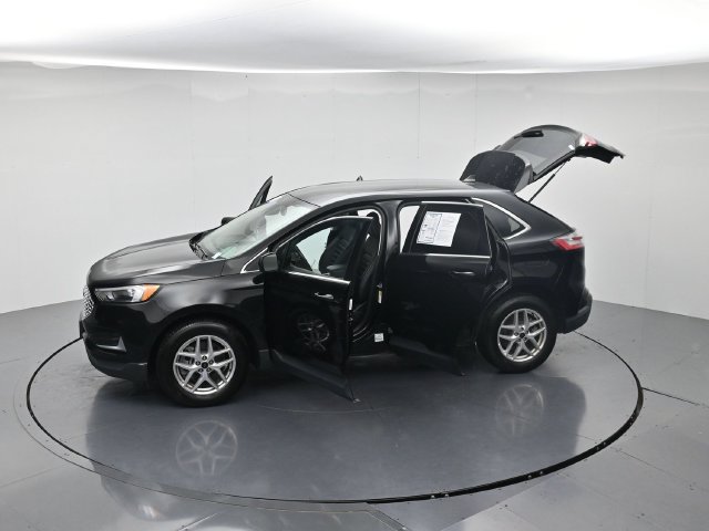 Certified 2024 Ford Edge SEL AWD/4WD image 45