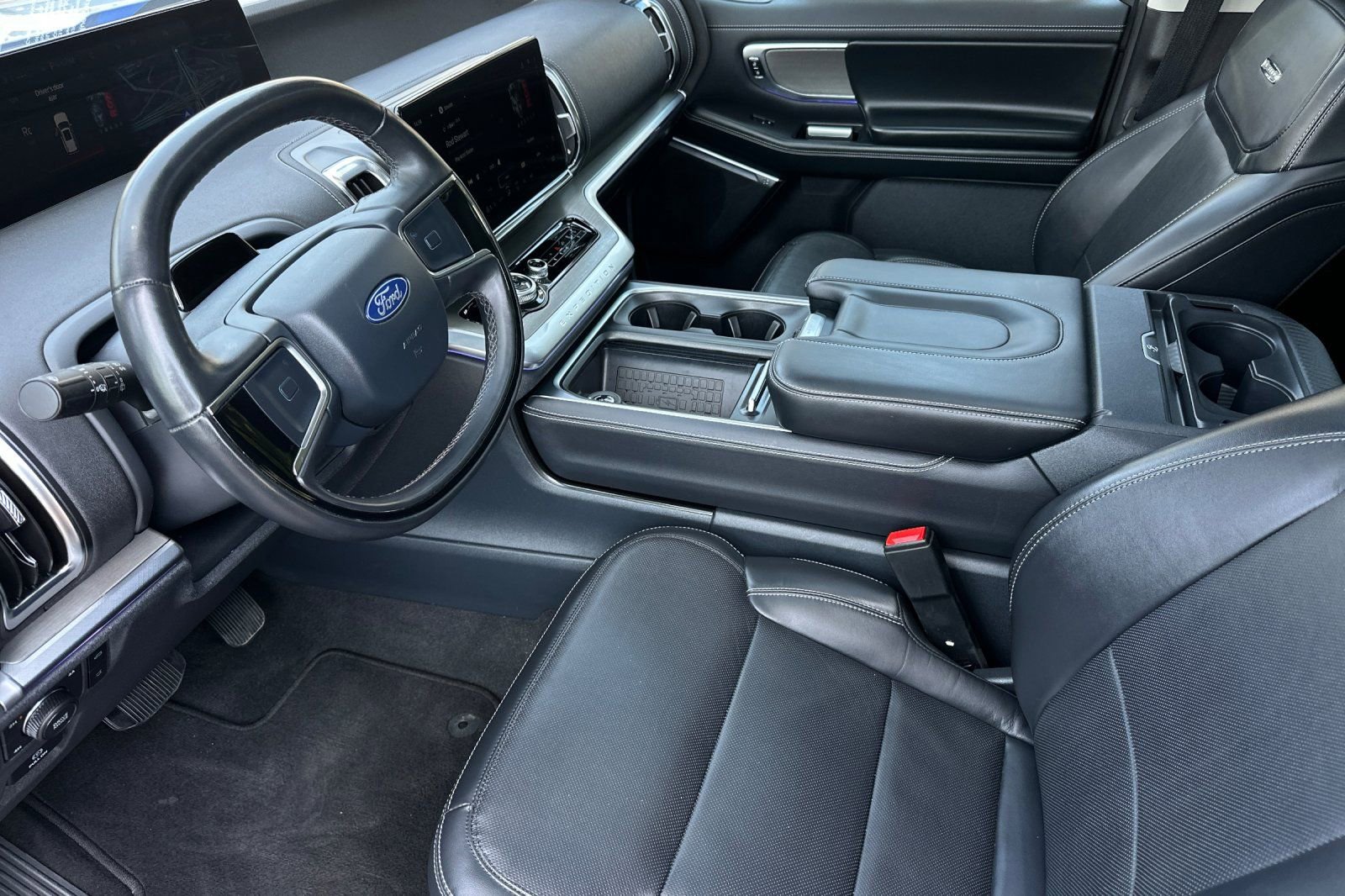 Certified 2025 Ford Expedition Max Platinum AWD/4WD image 8