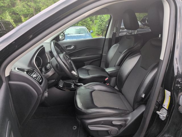 Used 2019 Jeep Compass Latitude FWD image 28
