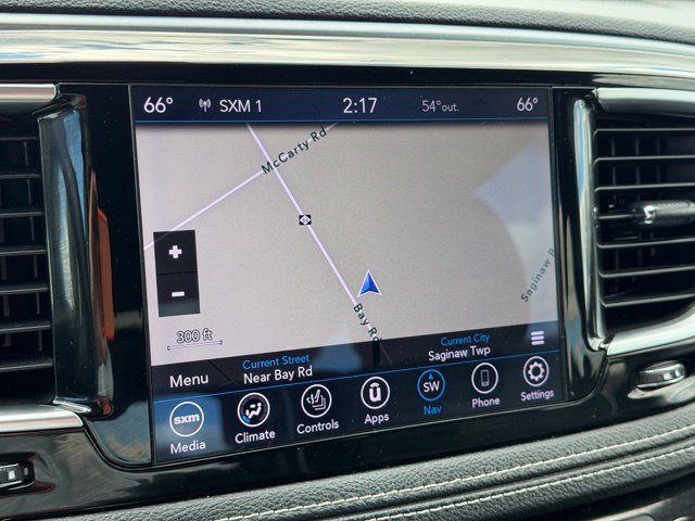 Used 2020 Chrysler Pacifica Limited w/ S Appearance Package FWD image 16