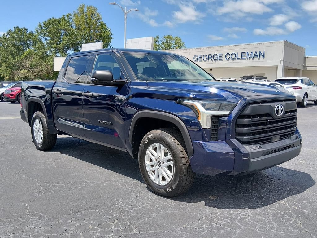 Used 2022 Toyota Tundra SR5 w/ SR5 Convenience Package AWD/4WD video 2