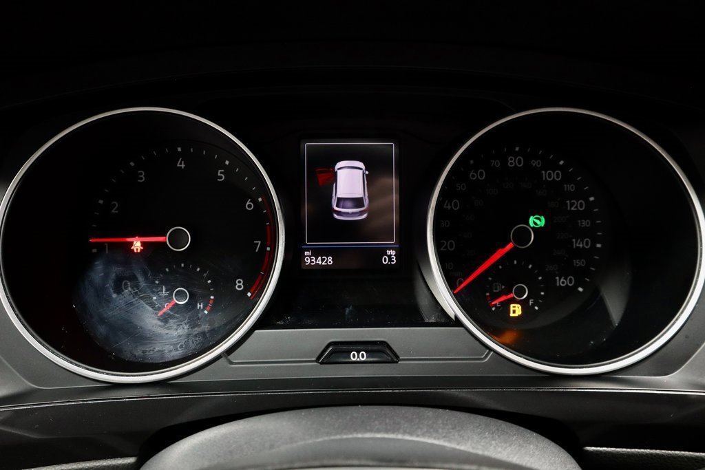 Used 2021 Volkswagen Tiguan S image 28