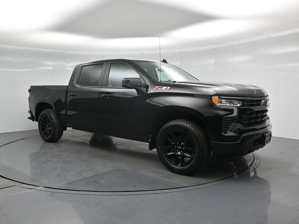 Used 2024 Chevrolet Silverado 1500 RST w/ Z71 Off-Road Package image 3