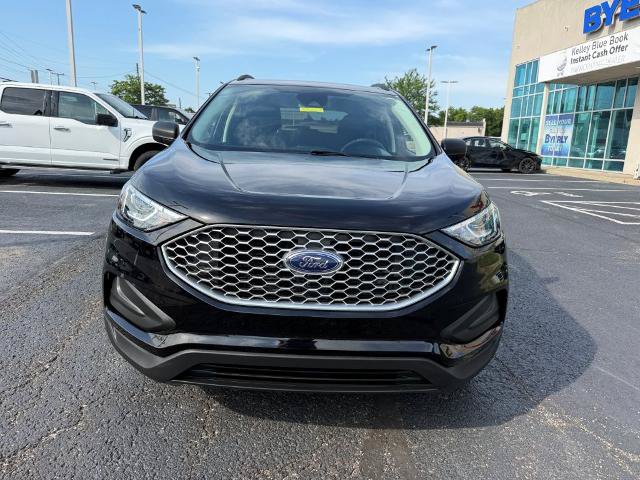 Certified 2023 Ford Edge SE AWD/4WD image 3