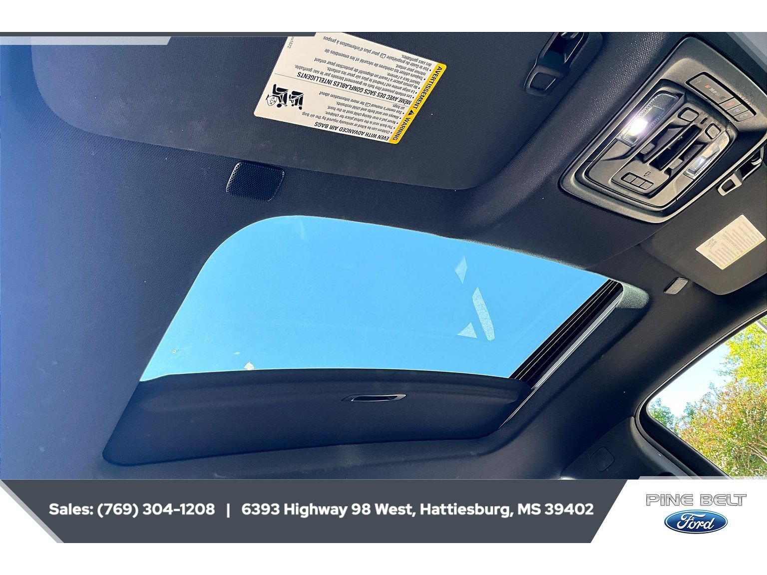 Used 2024 Chevrolet Silverado 1500 ZR2 w/ Technology Package AWD/4WD image 17