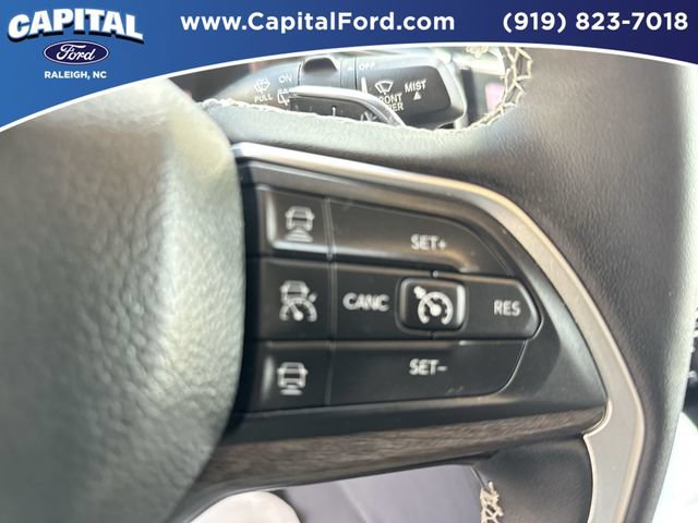 Used 2024 Jeep Grand Cherokee Limited w/ Luxury Tech Group II AWD/4WD image 23