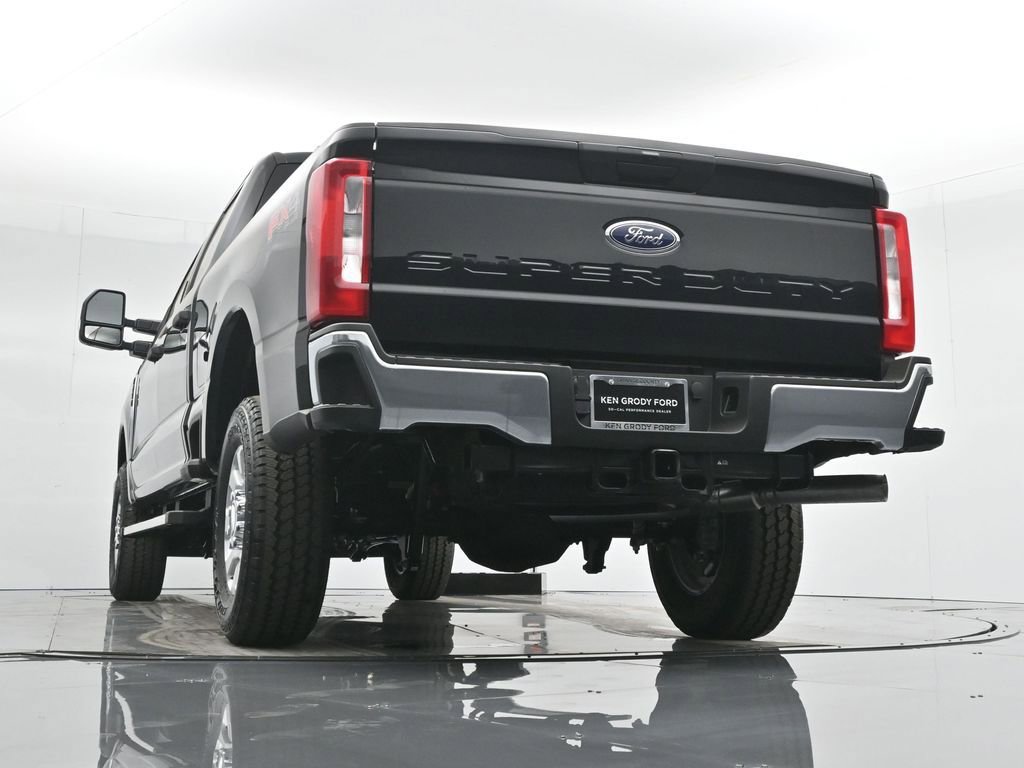 Certified 2024 Ford F250 XLT w/ FX4 Off-Road Package AWD/4WD image 51