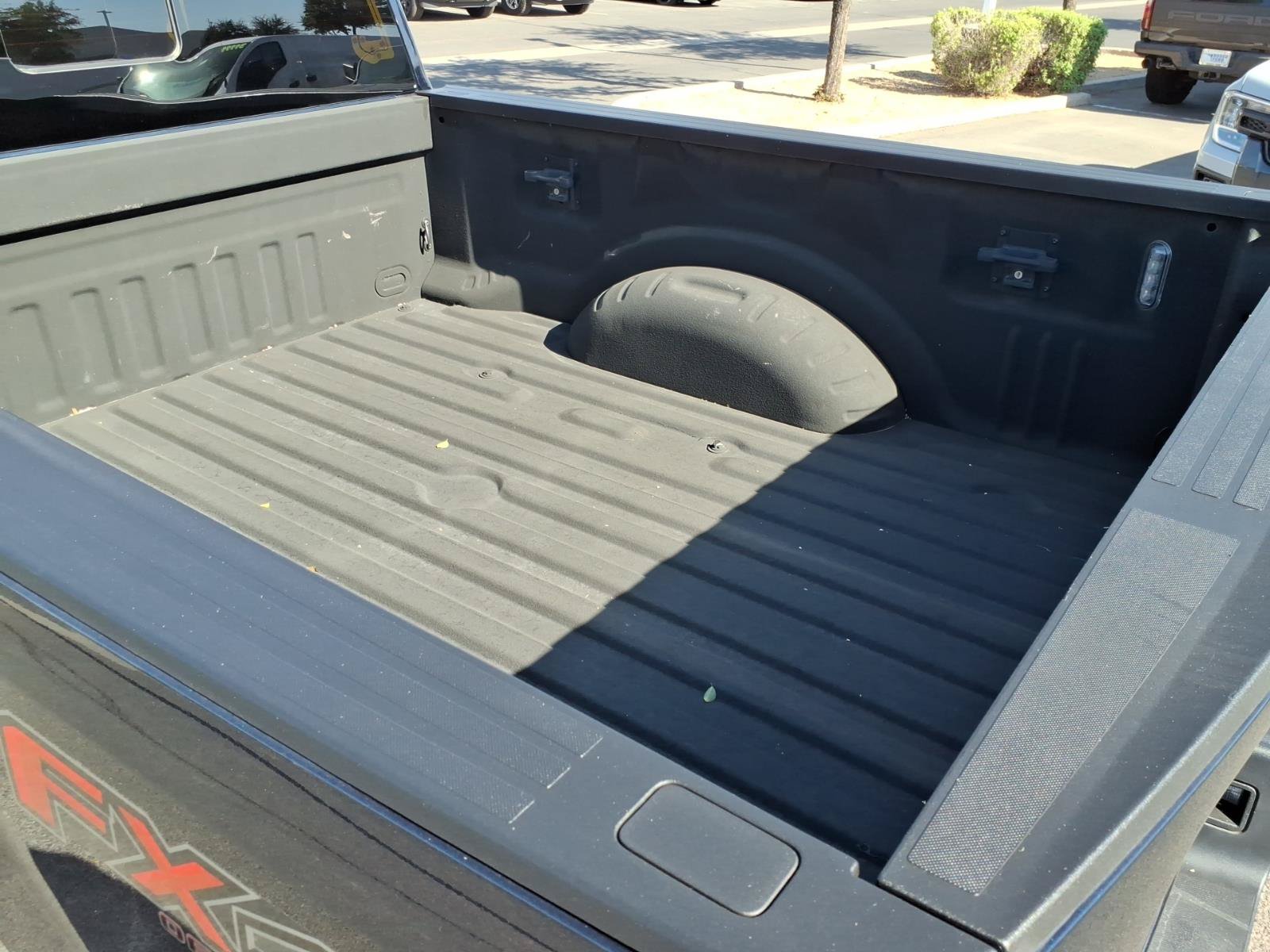 Certified 2022 Ford F250 XLT w/ XLT Premium Package AWD/4WD image 11