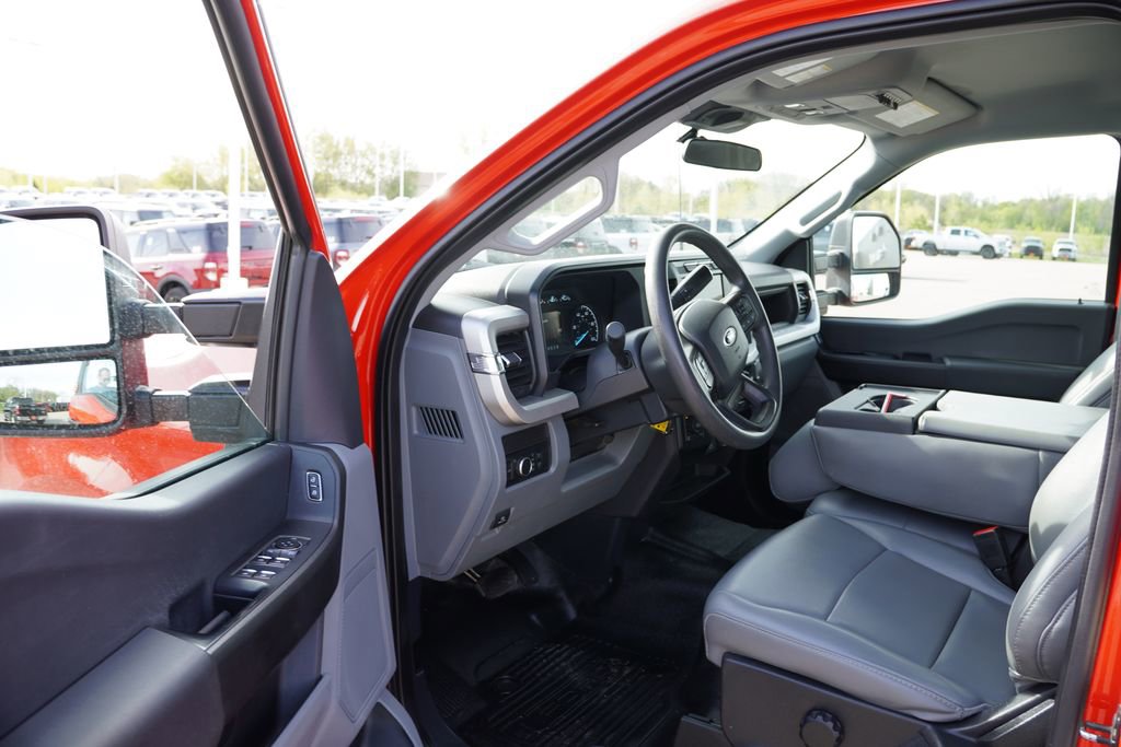 Certified 2024 Ford F350 XL w/ Snow Plow Prep Package AWD/4WD image 15