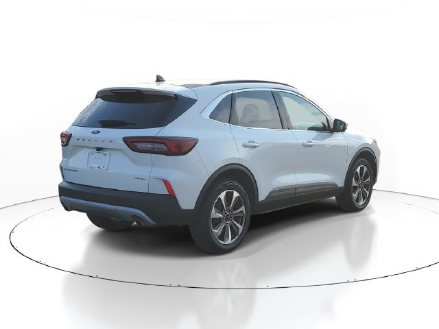 Certified 2024 Ford Escape Platinum AWD/4WD image 3