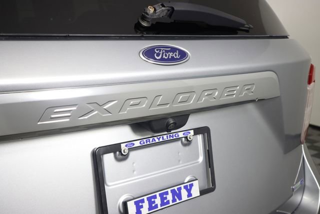 Certified 2020 Ford Explorer XLT w/ Equipment Group 202A AWD/4WD image 23