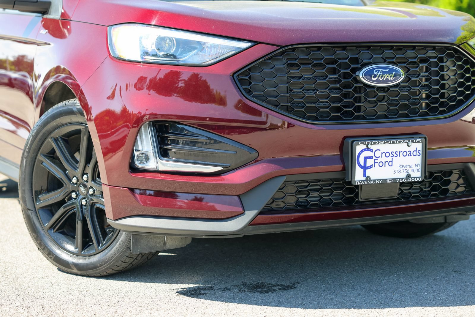 Certified 2020 Ford Edge ST-Line w/ Cold Weather Package AWD/4WD image 35