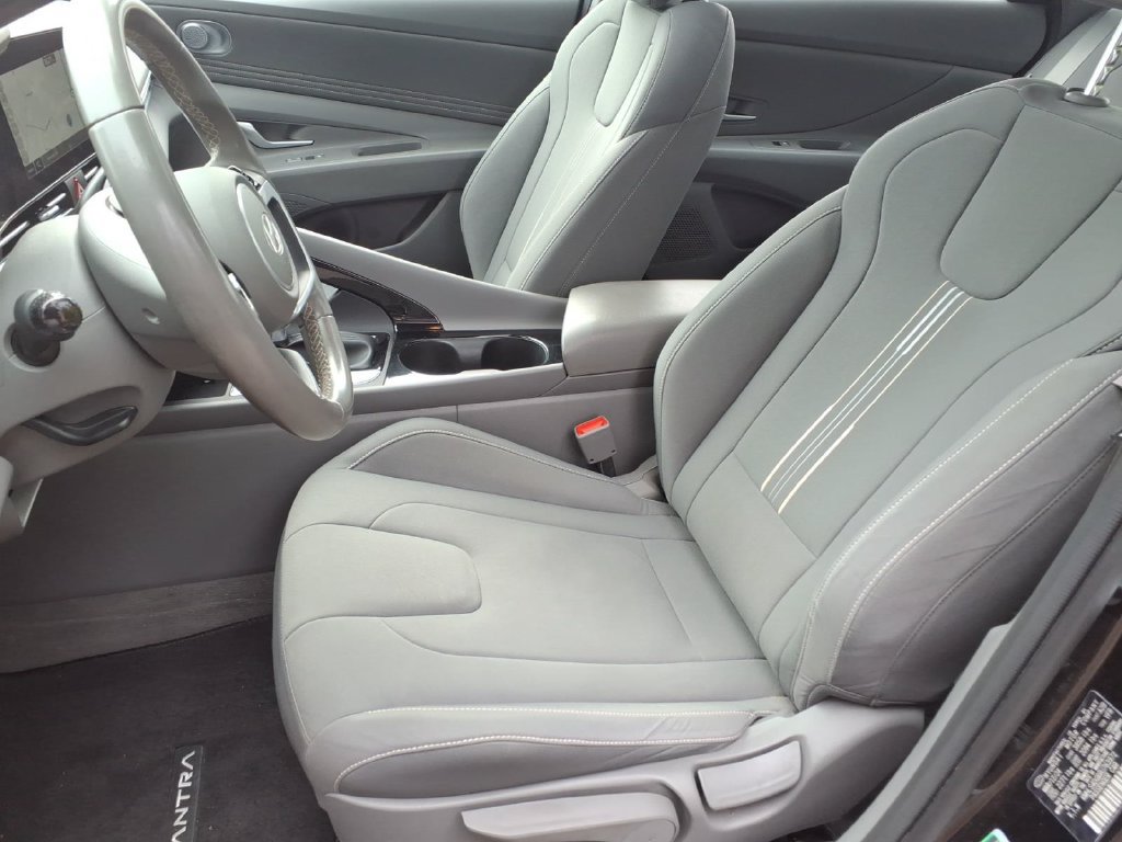 Used 2024 Hyundai Elantra SEL w/ Convenience Package FWD image 15