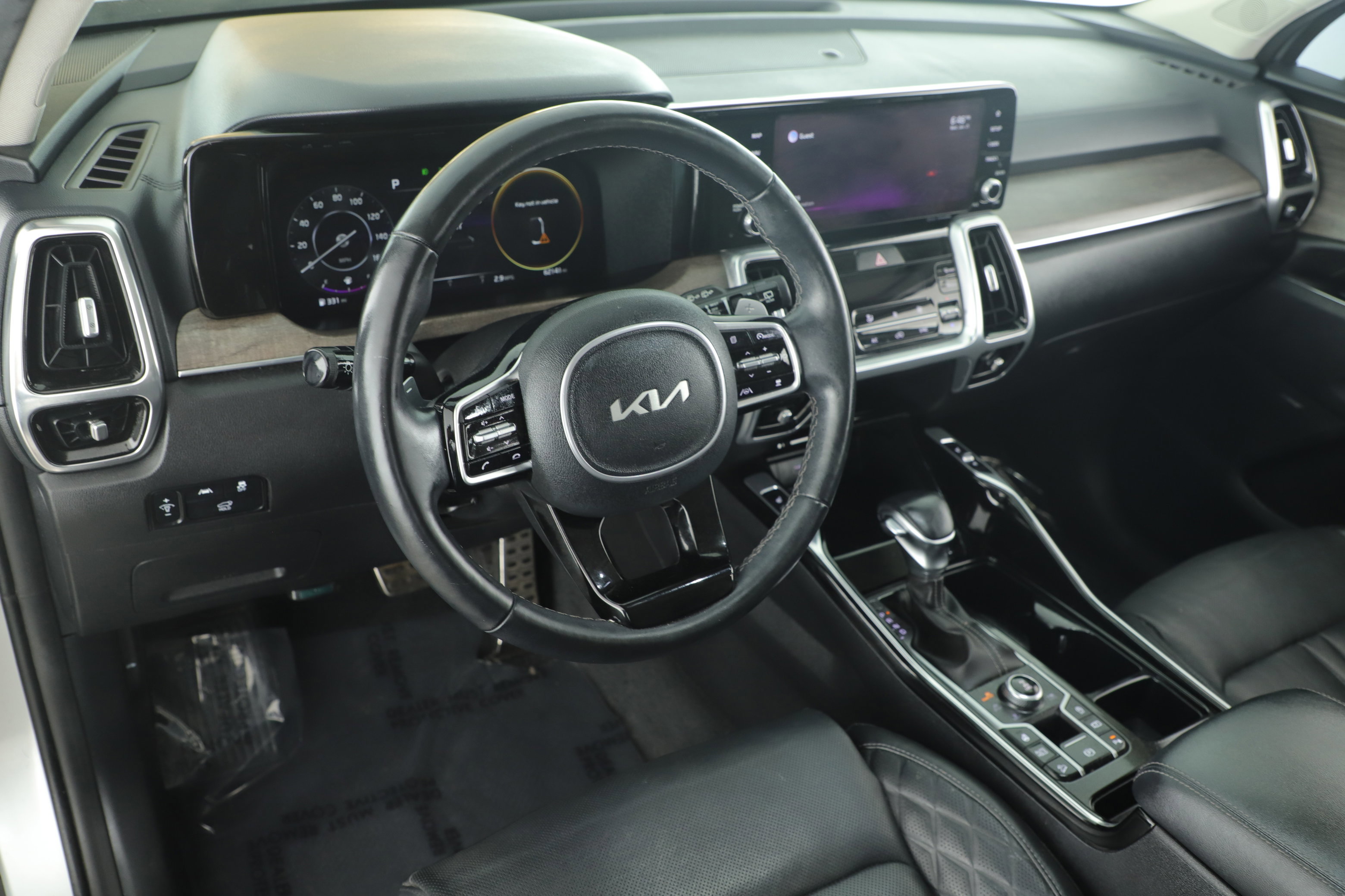 Used 2022 Kia Sorento SX Prestige image 11