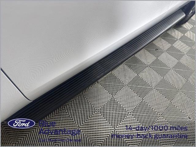 Certified 2025 Ford Expedition Active image 15