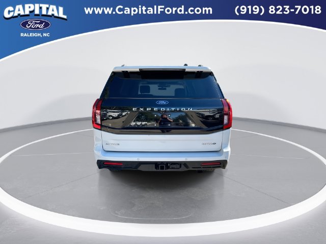 Certified 2025 Ford Expedition Active AWD/4WD image 7