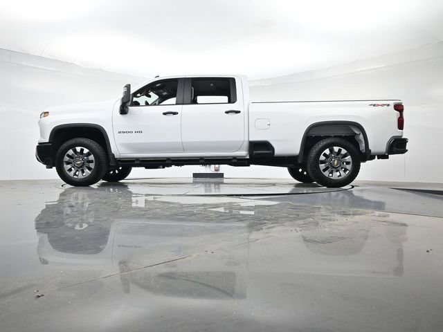 Used 2025 Chevrolet Silverado 2500 Custom AWD/4WD image 35