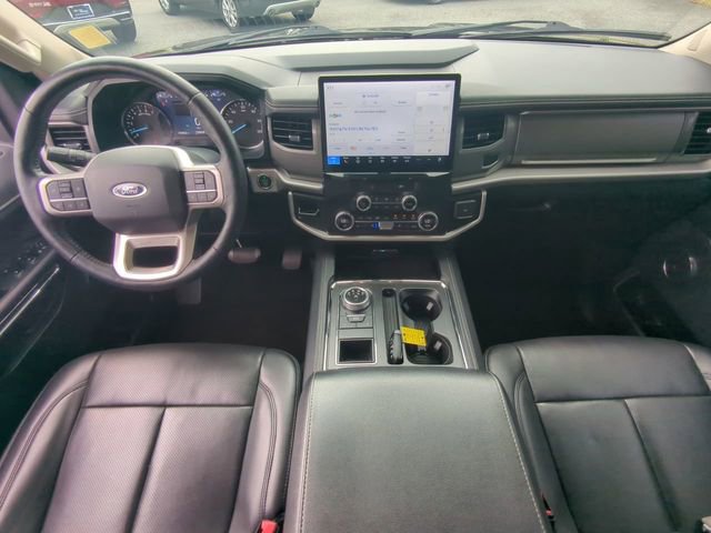 Certified 2022 Ford Expedition Max XLT RWD image 16