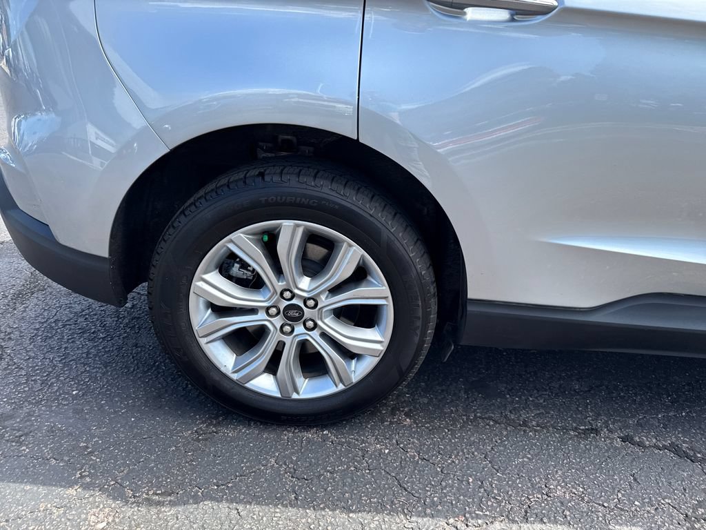 Certified 2023 Ford Edge Titanium AWD/4WD image 33