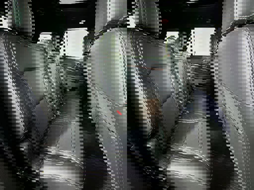 Certified 2017 Ford Explorer Platinum image 34