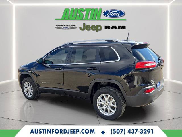 Used 2017 Jeep Cherokee Latitude image 10