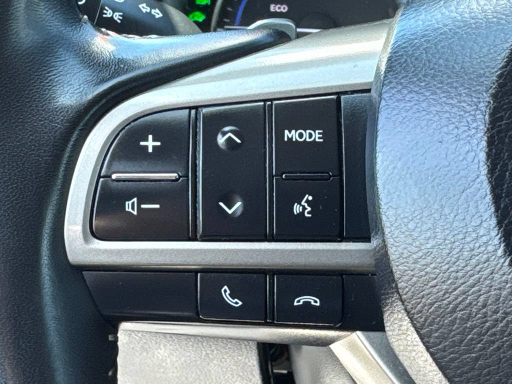 Used 2022 Lexus RX 450h AWD w/ Premium Package image 31