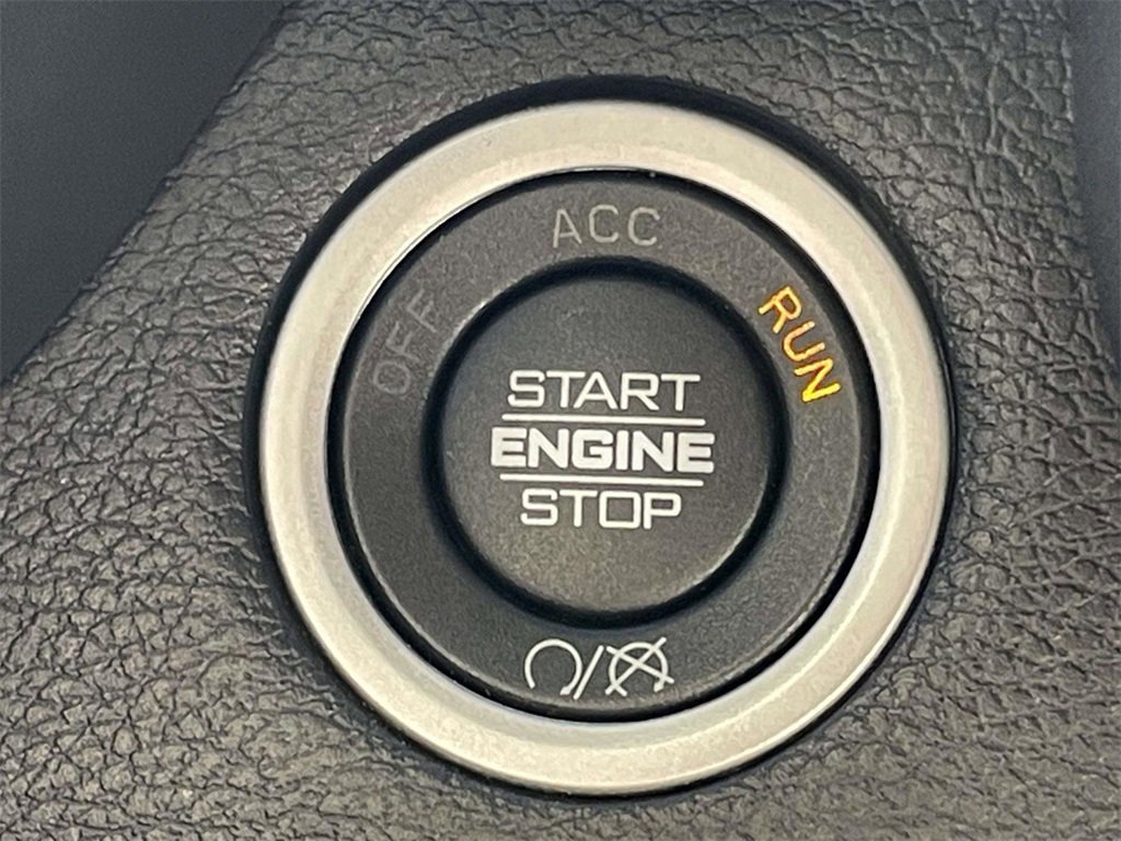 Used 2022 RAM 2500 Tradesman w/ Chrome Appearance Group image 24