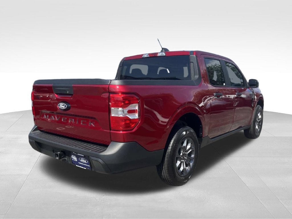 Certified 2026 Ford Maverick XLT FWD image 3