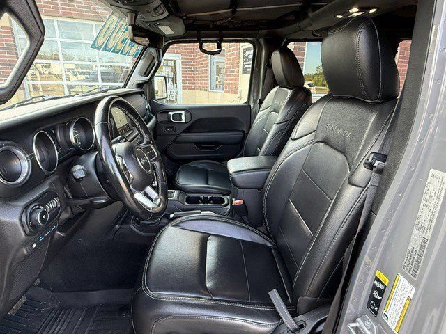 Used 2021 Jeep Wrangler Unlimited Sahara w/ Cold Weather Group AWD/4WD image 12