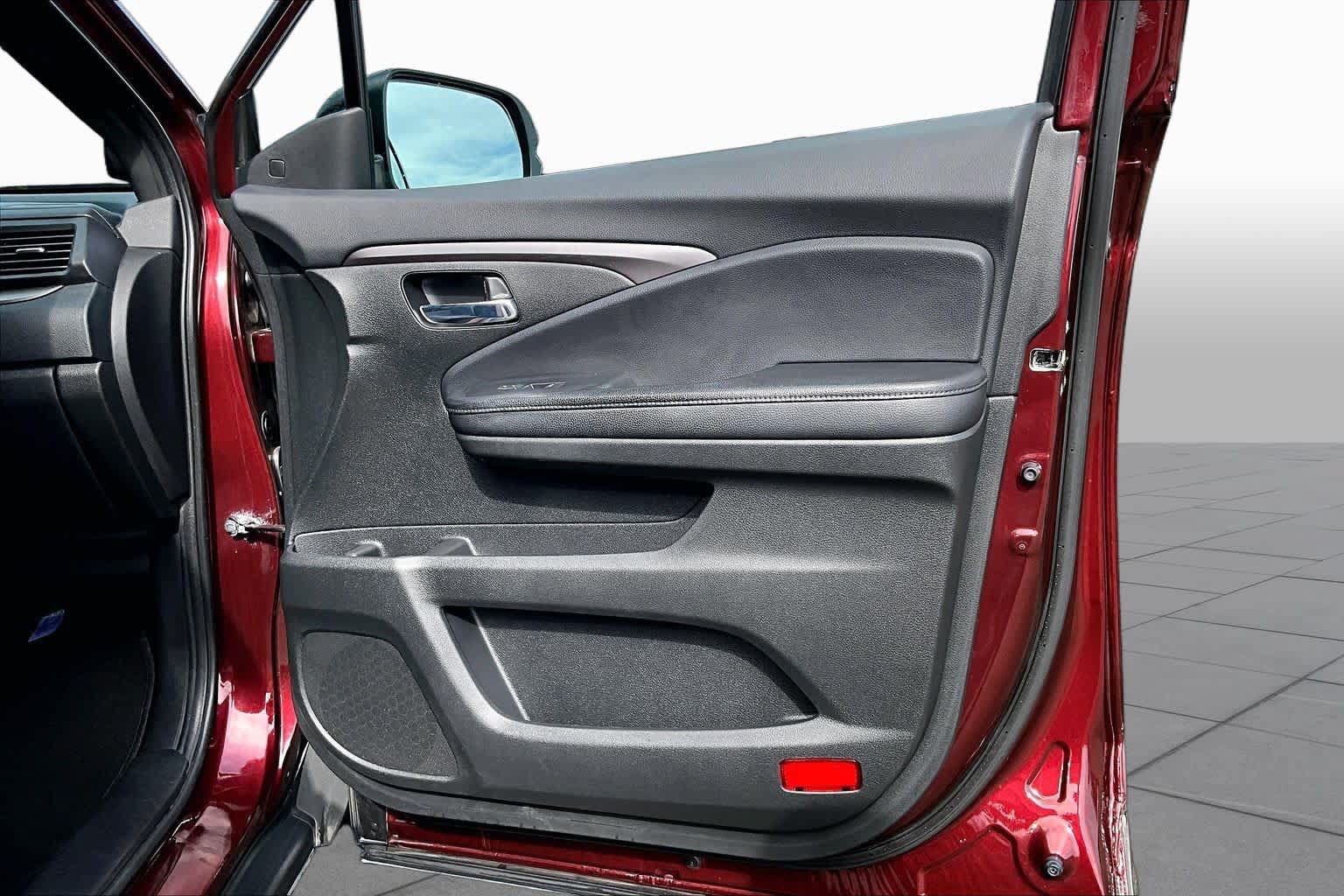 Used 2020 Honda Passport EX-L image 23