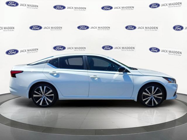 Used 2021 Nissan Altima 2.0 SR FWD image 6