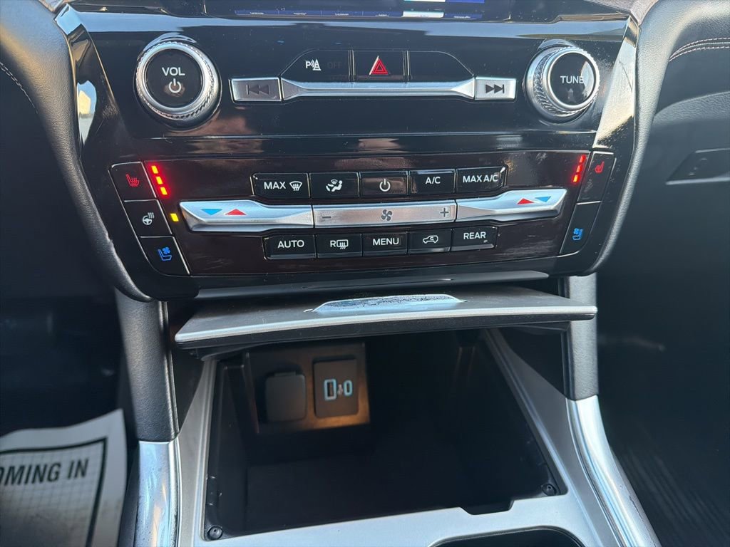Certified 2023 Ford Explorer Platinum w/ Technology Package image 25