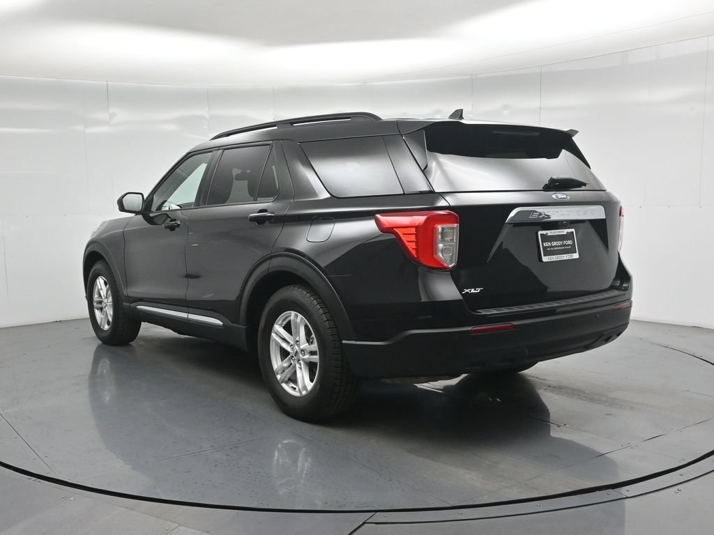 Certified 2022 Ford Explorer XLT RWD image 26