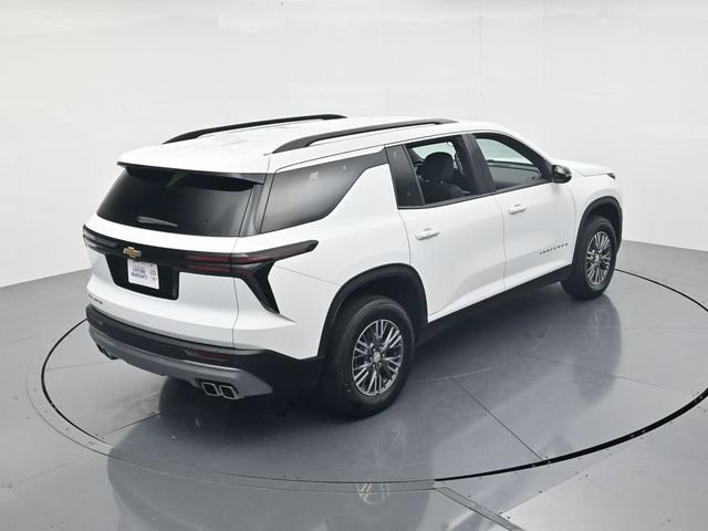 Used 2025 Chevrolet Traverse LT FWD image 46