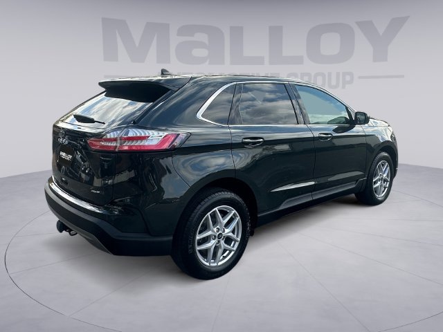 Certified 2024 Ford Edge SEL w/ Convenience Package AWD/4WD image 5