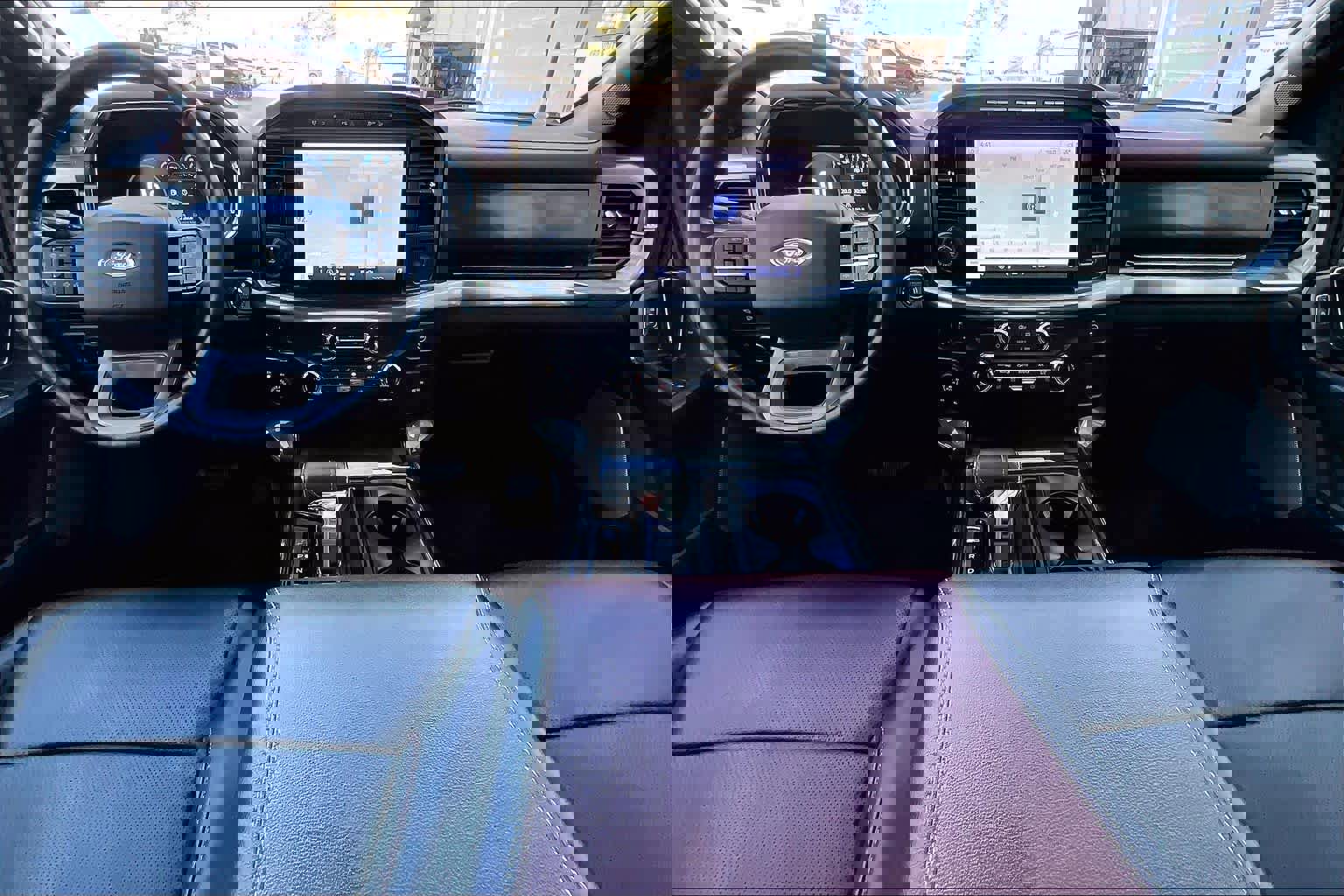 Certified 2022 Ford F150 Lariat w/ Equipment Group 502A High image 17