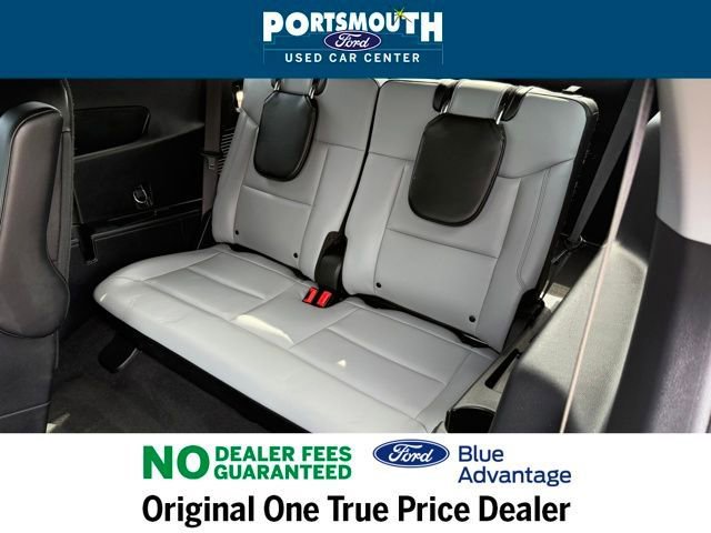 Certified 2021 Ford Explorer XLT w/ Equipment Group 202A image 9