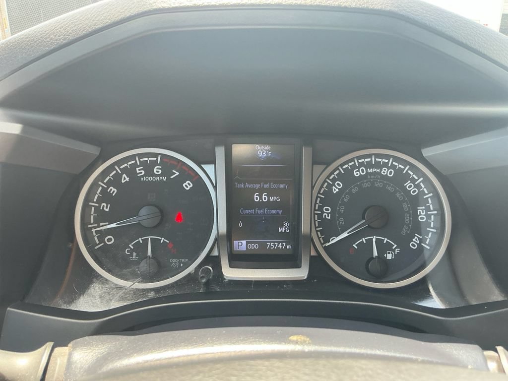 Used 2023 Toyota Tacoma SR5 AWD/4WD image 19