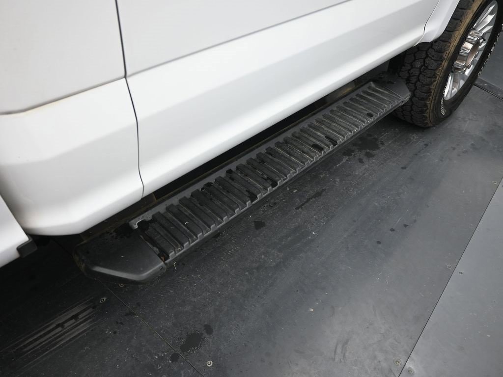 Certified 2022 Ford F350 XLT w/ XLT Value Package image 23