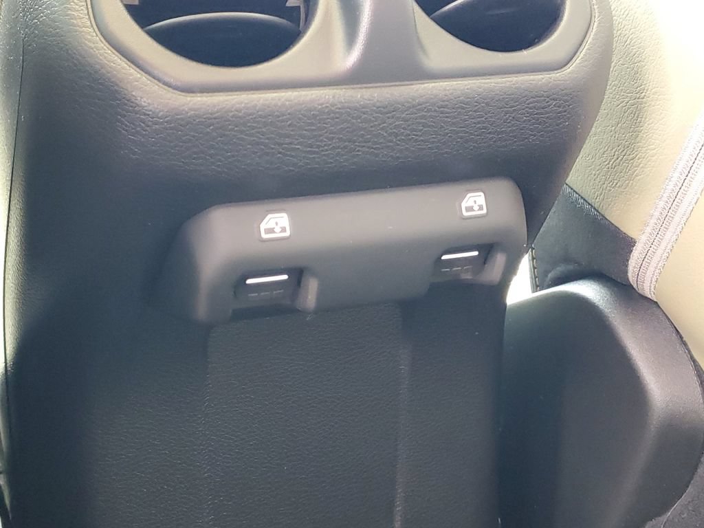 Used 2025 Jeep Gladiator Sport AWD/4WD image 12