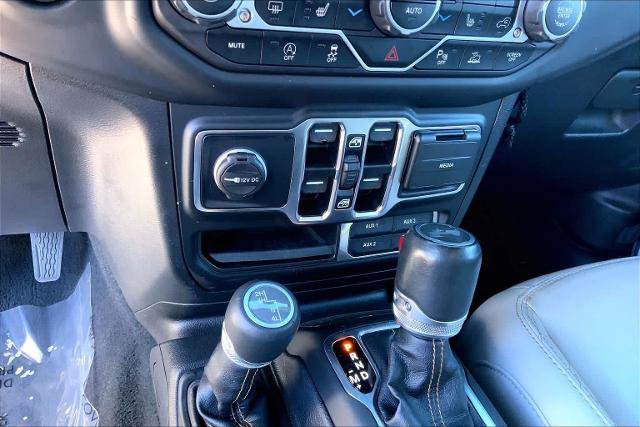 Used 2023 Jeep Wrangler Unlimited Sahara AWD/4WD image 35