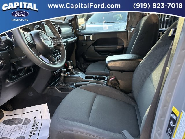 Used 2023 Jeep Wrangler Unlimited Sport AWD/4WD image 19