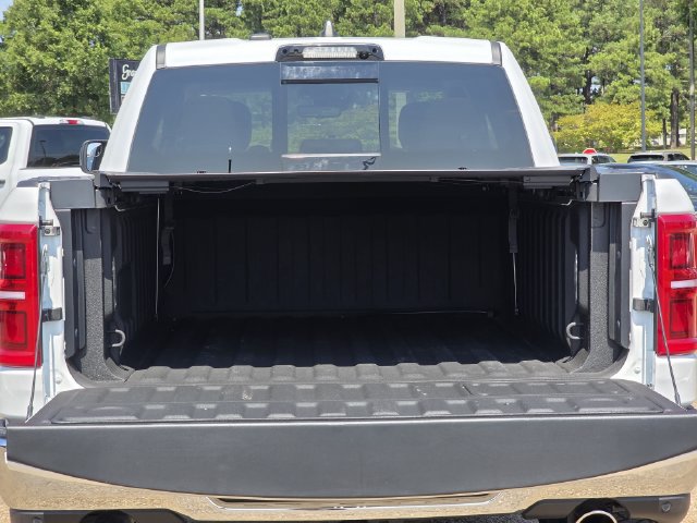 Used 2025 RAM 1500 Limited AWD/4WD image 33