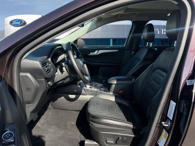 Certified 2023 Ford Escape SE w/ PHEV Premium Package FWD image 10