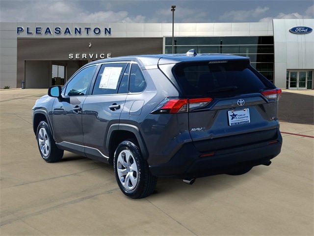 Used 2025 Toyota RAV4 LE image 3