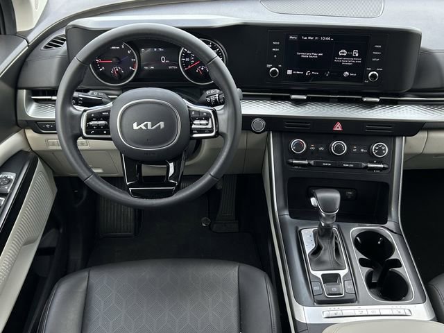 Used 2022 Kia Carnival LX image 12