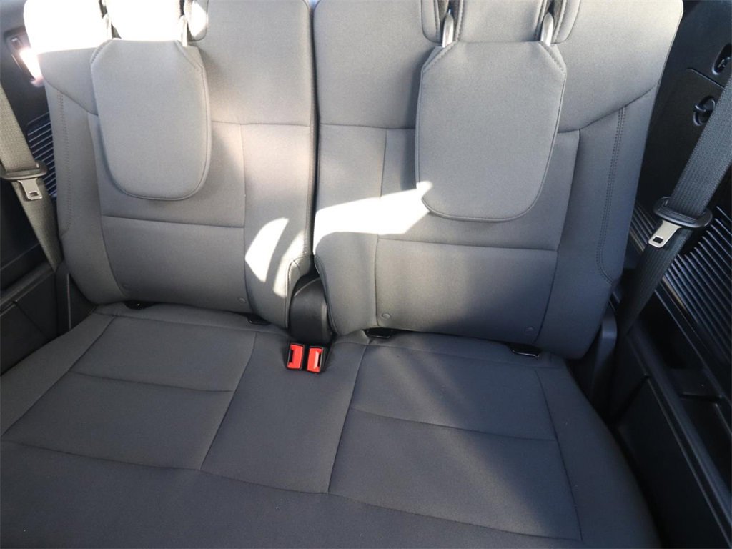 Certified 2025 Ford Explorer Active image 12