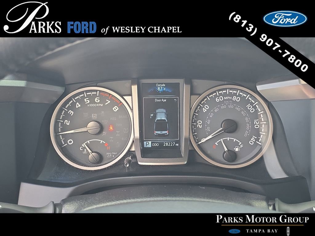Used 2023 Toyota Tacoma SR5 w/ Technology Package image 30