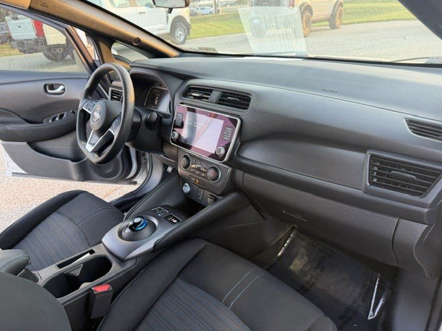 Used 2024 Nissan Leaf S FWD image 34